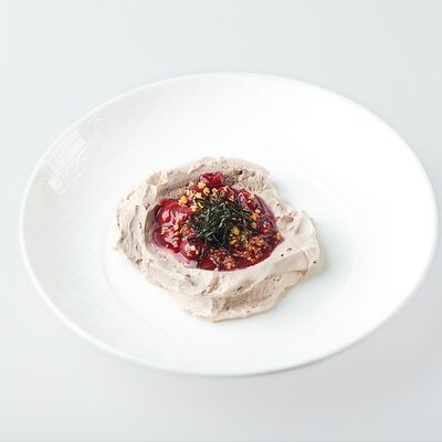 Ганаш с вишневым конфи в Ossu по цене 430 ₽