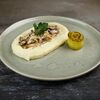 Бефстроганов с картофельным пюре в Дирхам Халяль по цене 810