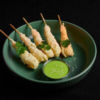 Креветки в соусе васаби в Level kitchenbar