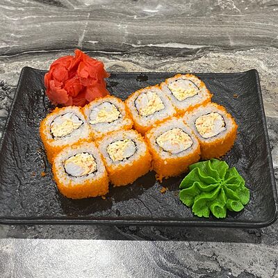 №07 Калифорния с креветкой в Суши-бар Макото по цене 500 ₽