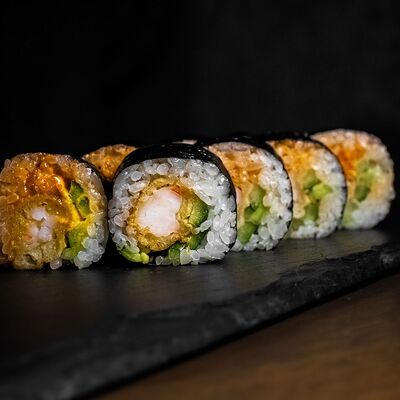 Ролл с креветкой в МАЛИНА АЗИЯ по цене 410 ₽