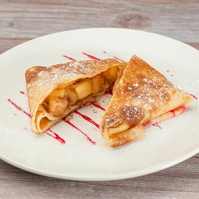 Блин с яблоком и корицей в Перчим & солим по цене 240 ₽