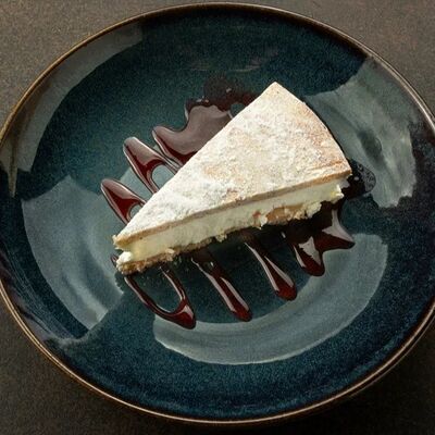 Рикотта с грушей в Harat's Irish Pub по цене 490 ₽