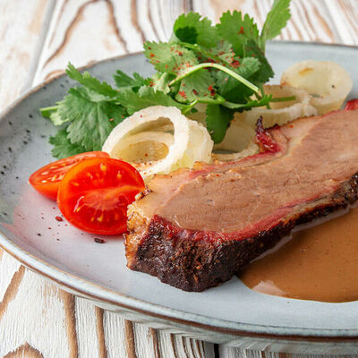 Брискет с луковыми кольцами в Тут харчо по цене 1007 ₽