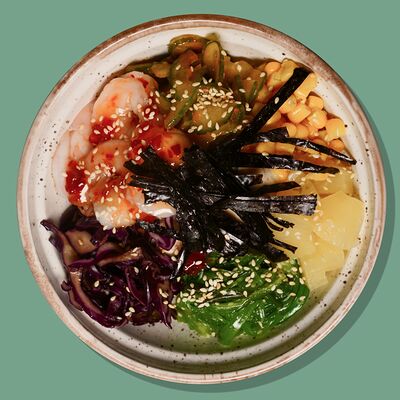 Поке с креветкой в Кунжут по цене 730 ₽