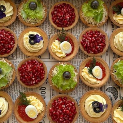 Сет Яркий в Караван вкуса по цене 3450 ₽