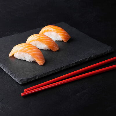 Суши сяке в Sushiman по цене 429 ₽