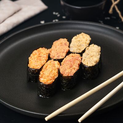 Ассорти гунканов в Хорошие руки - Роллы по цене 990 ₽