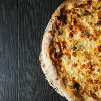 Пицца Четыре сыра в Pizza Napoli