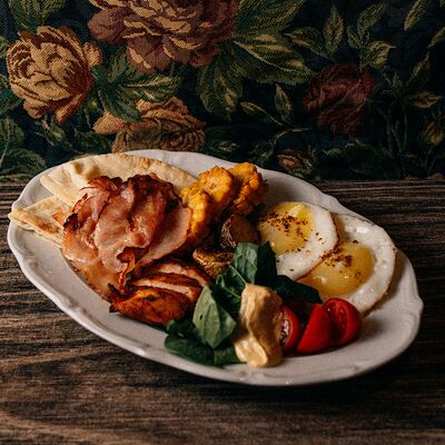 Большой грузинский завтракв Грузинскоебистро Каха по цене 824 ₽