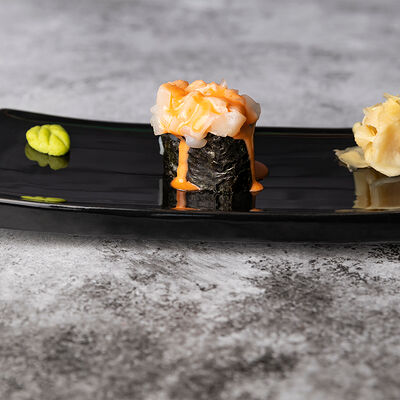 Острые суши с гребешком в Море Есть по цене 540 ₽