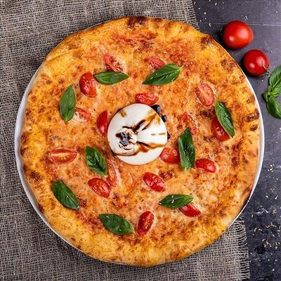 Маргарита с сыром Буррата в Refettorio по цене 950 ₽