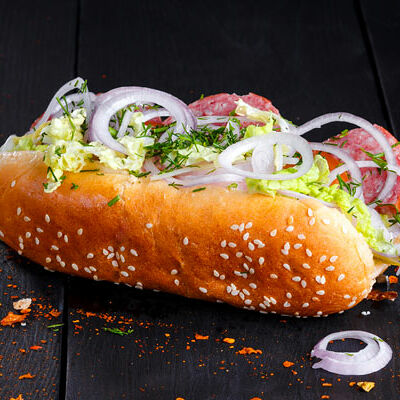 Острый сэндвич с салями в Сушифуд по цене 299 ₽