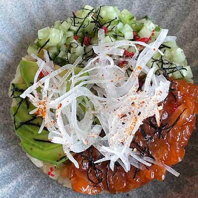 Поке с форелью и авокадо в More More по цене 585