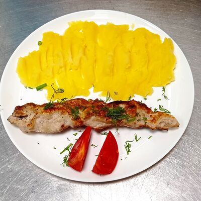 Пюре картофельное с люля в Жан Клод Мангал по цене 330 ₽