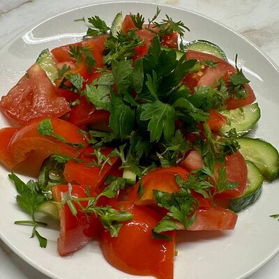 Салат Деревенскийв Жпит по цене 435 ₽