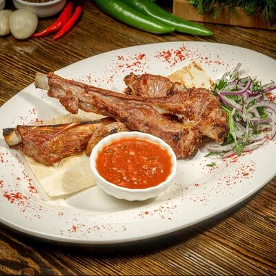 Шашлык из бараньей корейки в Пловная по цене 650 ₽