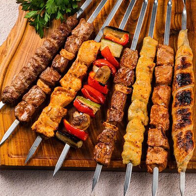 Шашлык из филе индейки в Омар Хайям Европа и Азия по цене 530 ₽