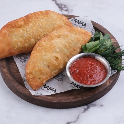 Чебуреки с мясом в Мама ресторан по цене 430 ₽