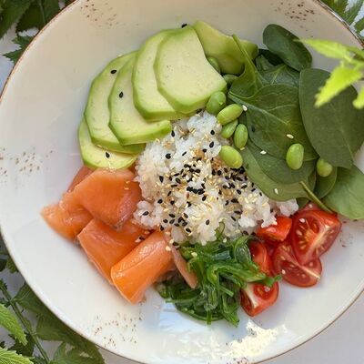 Поке с лососем в Корица по цене 785 ₽