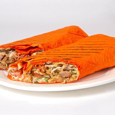 Шаурма в сырном лаваше куриная в Мясо на углях по цене 371 ₽