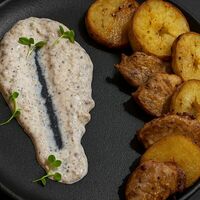 Медальоны из свиной вырезки в VinBurger