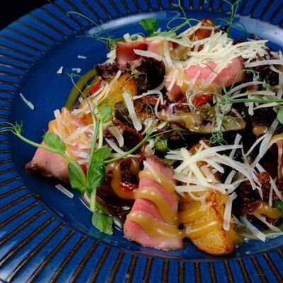 Салат с ростбифом в Cartel по цене 684 ₽