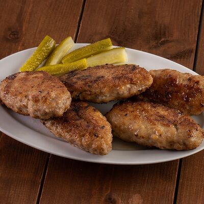 Котлеты куриные в ФРОЗЕНГУД по цене 930 ₽