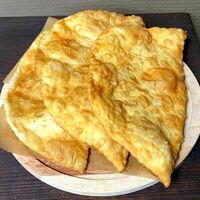 Чебурек с мясом в Пекарня Калач