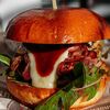 Бургер с беконом и брусничным соусом в Butch Burger по цене 680