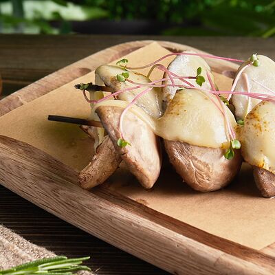 Шампиньоны на гриле в Хочу и буду по цене 365 ₽