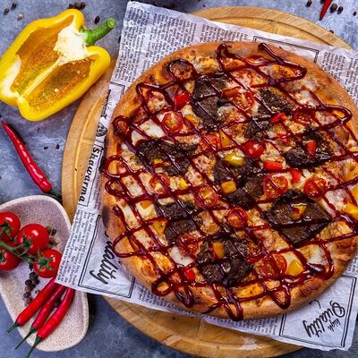 Пицца Барбекю с говядиной в Donna Maria PREMIUM PIZZA по цене 780 ₽