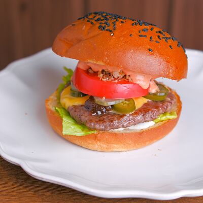 Бургер Red Cup в Red Cup iMall по цене 830 ₽