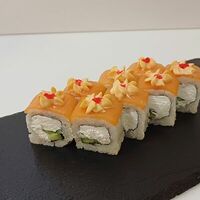 Ролл Фудзияма в Sushi & Shef