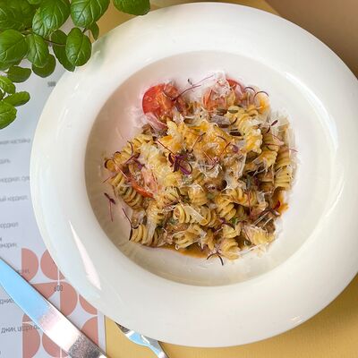 С рваной свининой демиглас в Amici Бар по цене 560 ₽