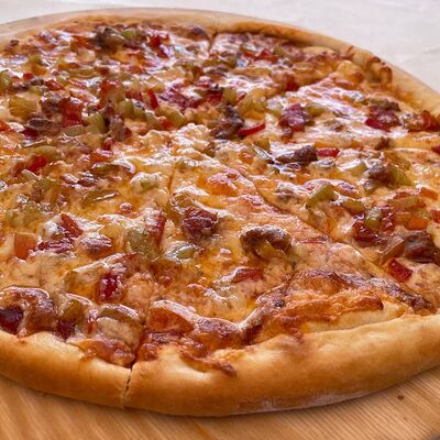 Пицца с говядиной в Чайхана Айва по цене 900 ₽