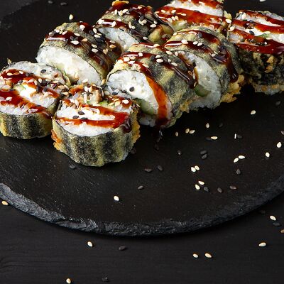 Горячая гейша с угрём в Sushi n roll по цене 775 ₽