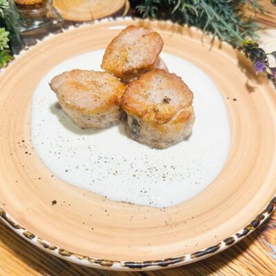 Свиные медальоны в Пиццерия Перчик по цене 425 ₽