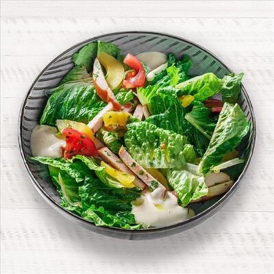 Салат с копченым цыпленком и персиком в Перчини по цене 506 ₽