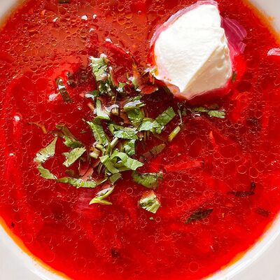 Борщ с курочкой в Foodiegram по цене 360 ₽