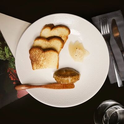 Паштет из утиной печени с бриошьв More More по цене 640 ₽