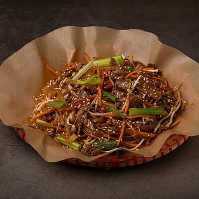 Ми Ден Сао Бо в Мистер Ки Pho Bo и Бабл чай по цене 590 ₽