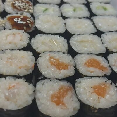 Сет №4 в Sushi vrn по цене 755 ₽