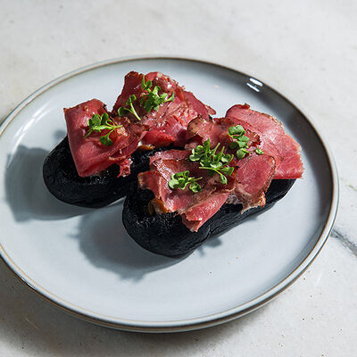 Мини-эклеры с пастрами в Потроха по цене 539