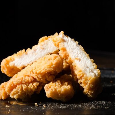 Стрипсы 3 шт. в Nekо по цене 370 ₽