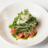 Кейл, томаты и греческий йогурт в Muse