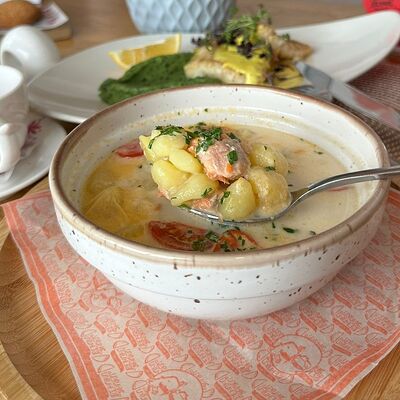 Сливочная уха (по четным дням)в Эник Беник по цене 780 ₽
