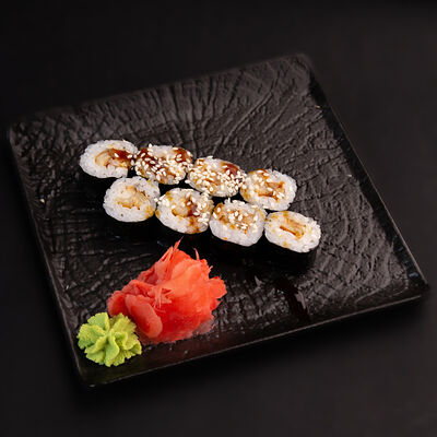 Ролл с угрем в Pho Tom по цене 290 ₽