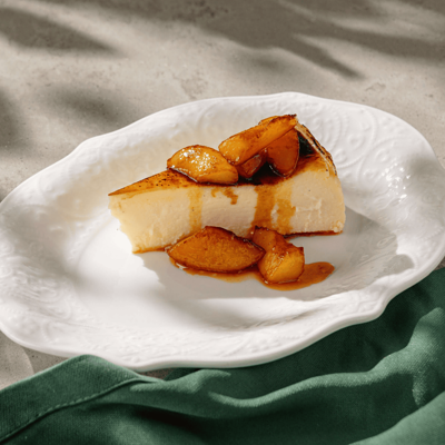 Баскский чизкейк с шоколадным ганашем в Bona по цене 690 ₽