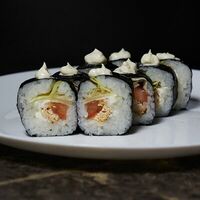 Цезарь-ролл с курицей в ВКУСНО